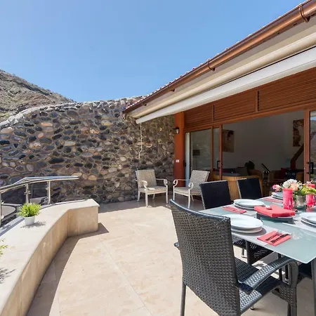 Tauro Topaz Villa