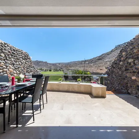 Tauro Topaz Villa
